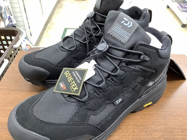 ダイワ DS-2301G ダイワ FOGLER GORE-TEX ミッドカット 27 ブラック