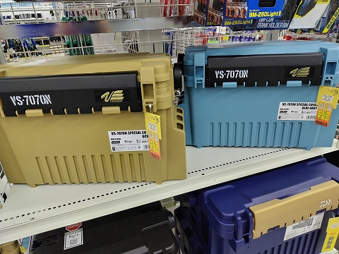 シーズン到来！バスフィッシングタックルボックス丸ごと！ルアー大量まとめ出品 シーズン到来！バスフィッシングタックルボックス丸ごと！ルアー