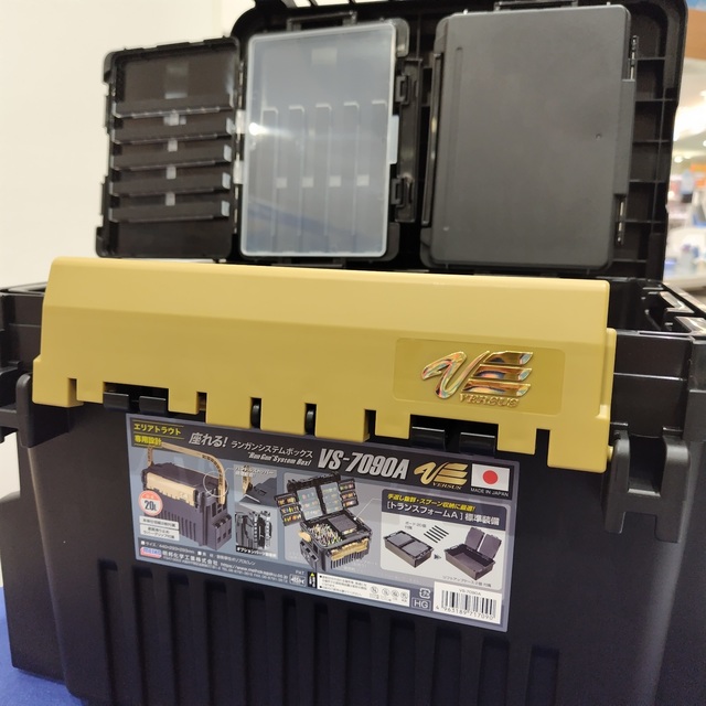 直筆サイン入り　PDY SYSTEMS タックルボックス 直筆サイン入り PDY SYSTEMS タックルボックス