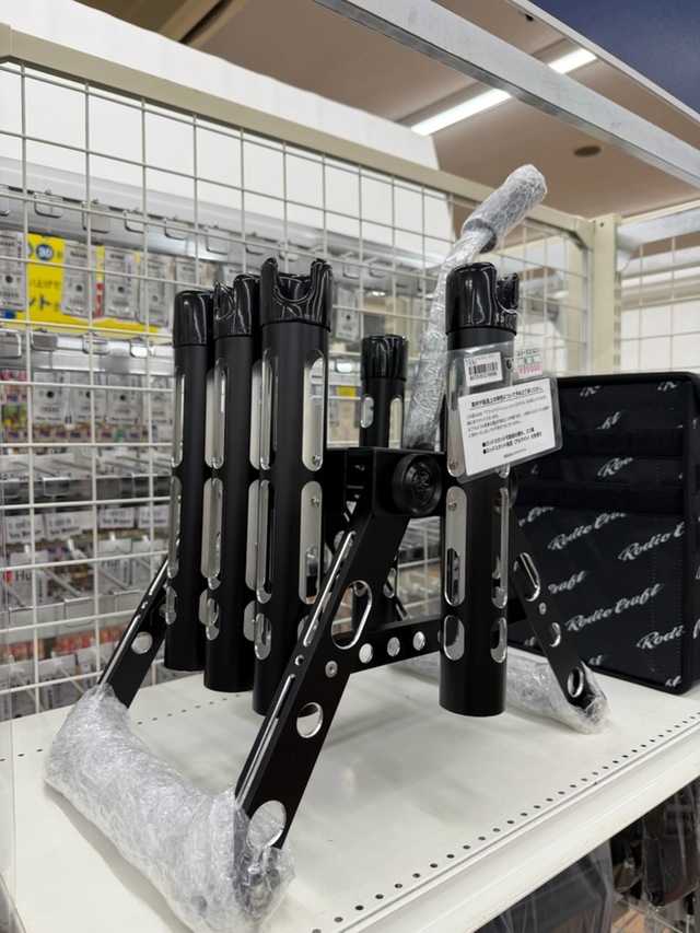 調整可能な紫色フィッシングスタンド つり具の上州屋 - あなたのフィッシング＆アウトドアライフをサポート