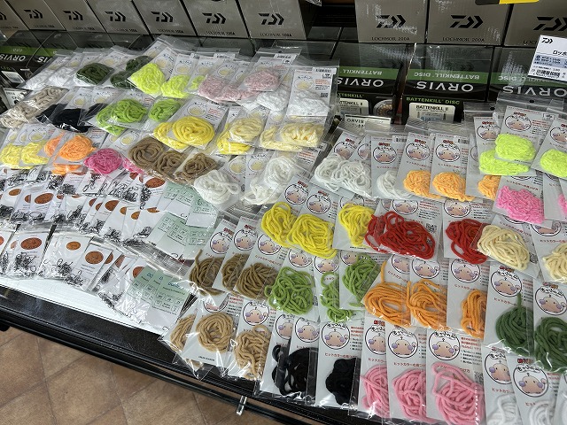 ジ*ー様 【釣具大量】フライフィッシング用品・ライン・フック・マテリアル・ツール Amazon | Tigofly 20個/ロット ブラック ダブルフック フライ