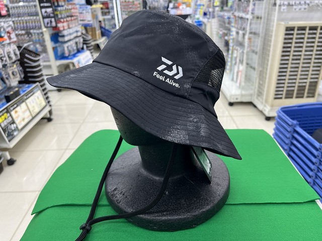 おまけでダイワの帽子つけます。ガマカツフィッシングスーツ 上下セット つり具の上州屋 - あなたのフィッシング＆アウトドアライフをサポート